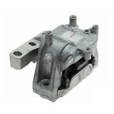 Volkswagen Jetta 2006-2010 Model Arası Sağ Motor Kulağı