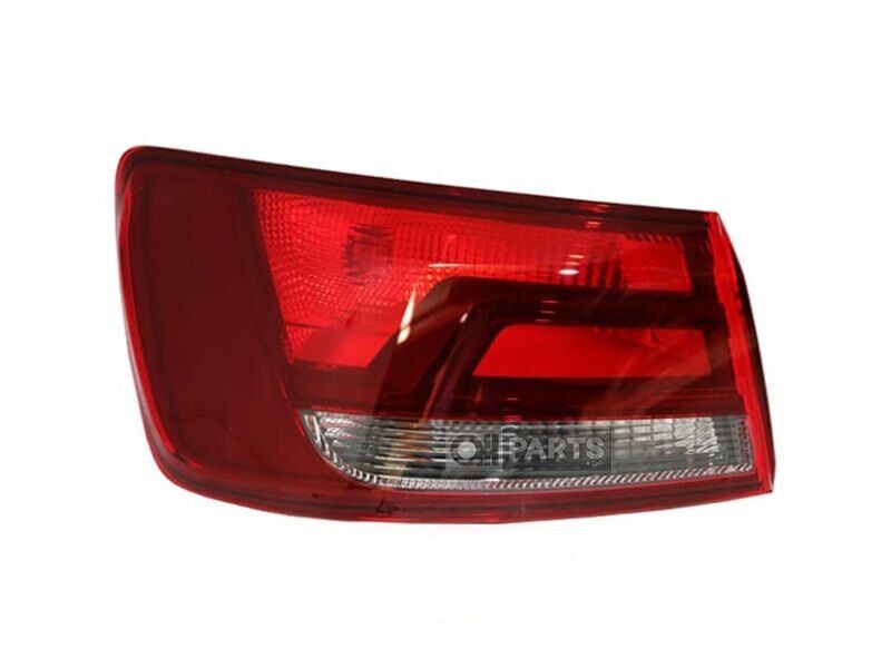 Audi A3 2013-2016 Model Arası Sedan Sağ Arka Dış Stop Orijinal