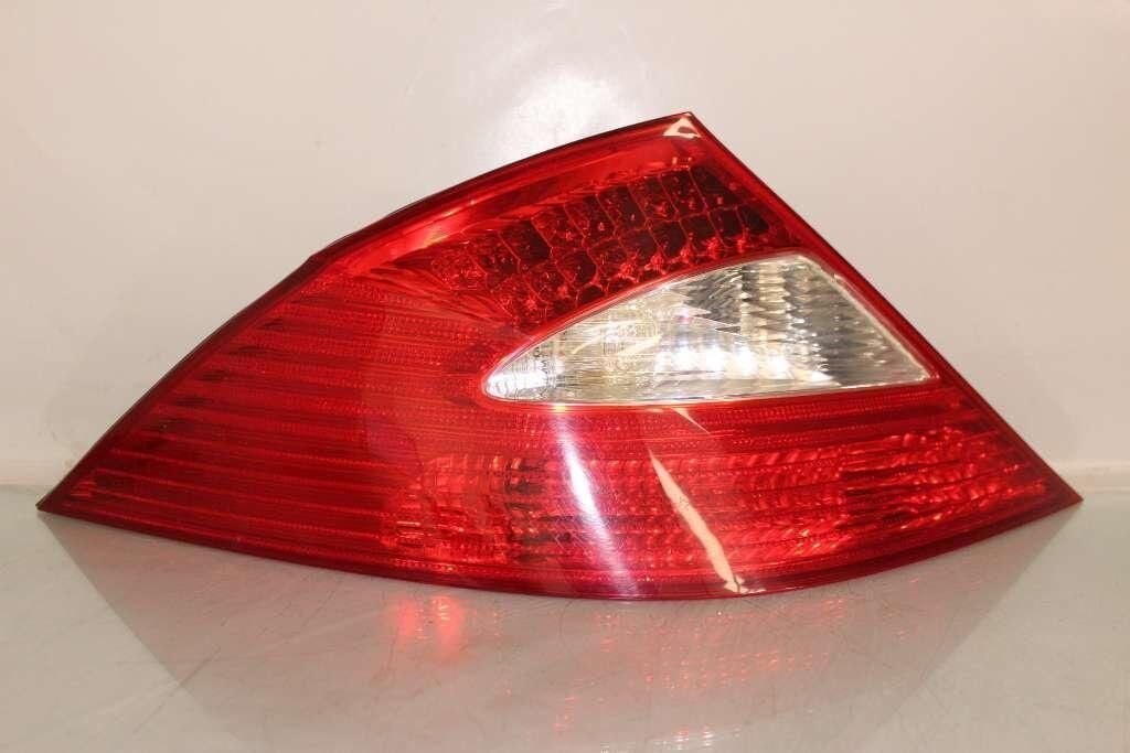 Mercedes CLS W219 Sol Stop Lambası Ledli .1061001, 2198200764