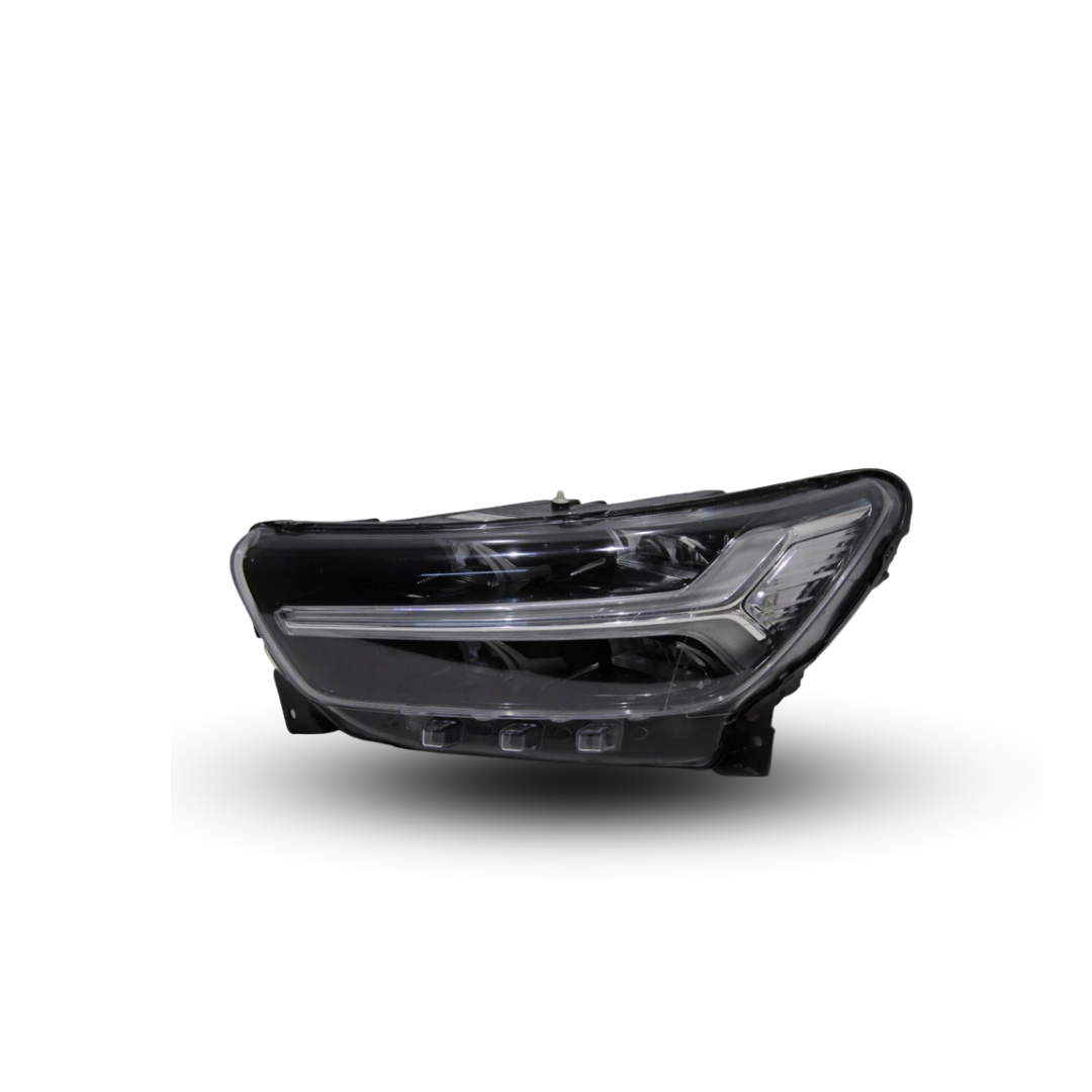 Volvo XC40 Sağ Ön Far Led 31655983