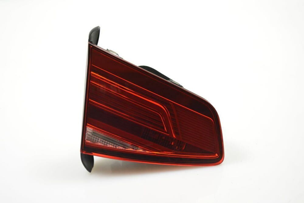 Volkswagen Passat 2015 Model Sonrası Sol İç Stop Lambası