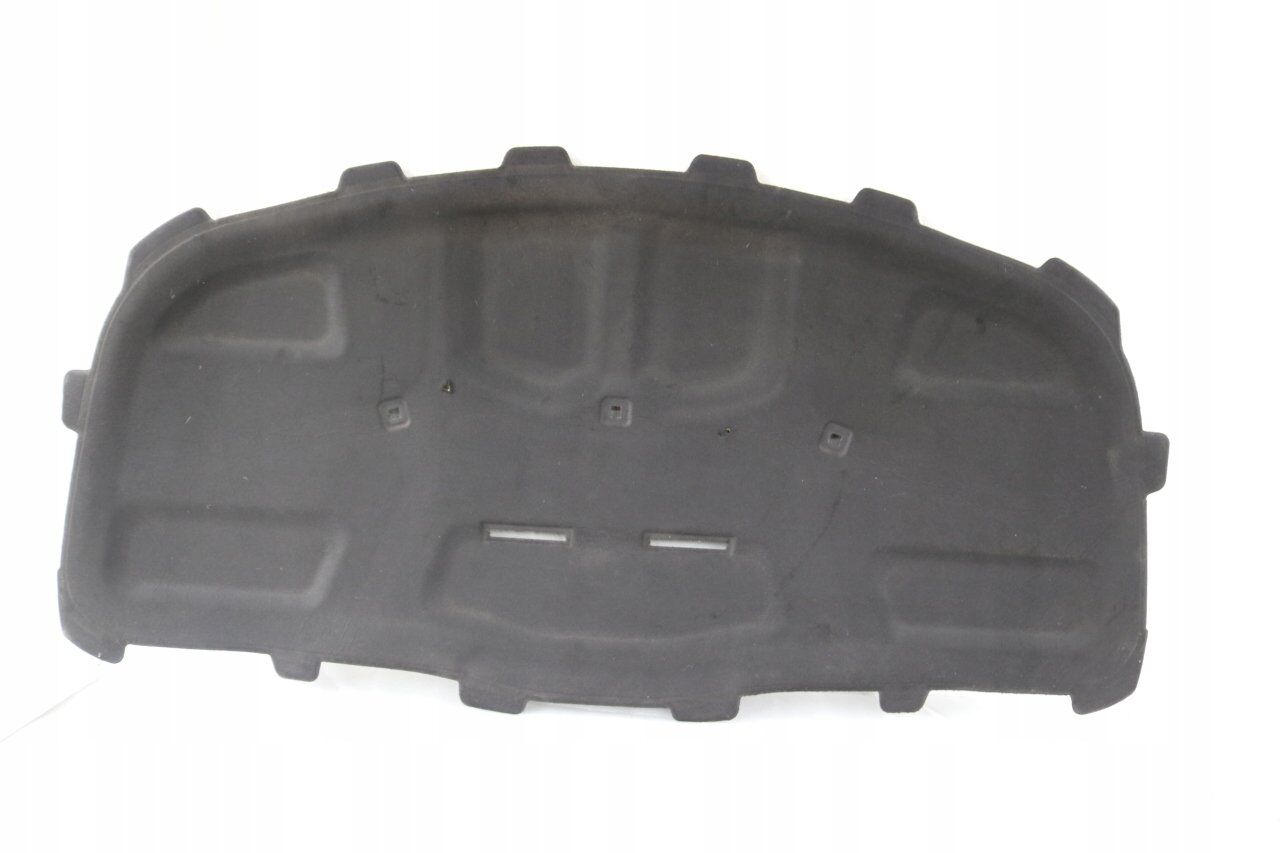 Audi A4 2016 Model Sonrası Motor Kaput Keçesi