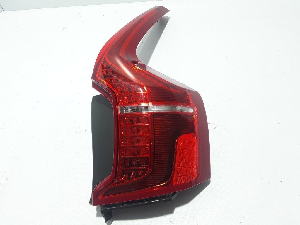 Volvo XC90 Stop Lambası Sağ 2016 -2022 31655916