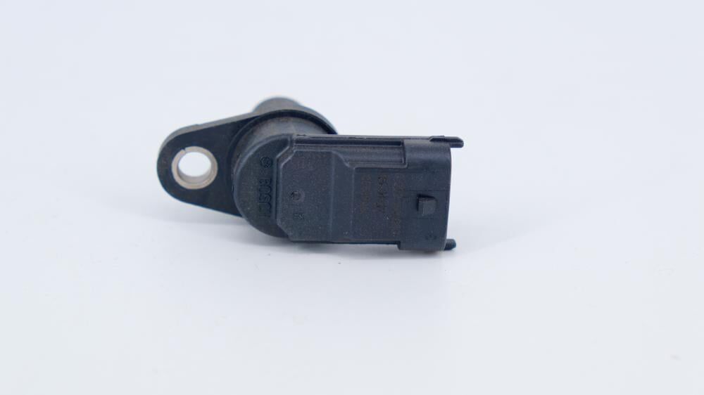 Volvo XC60 V60 XC90 XC70 S80 V70 S60 Eksantrik Mili Pozisyon Sensörü 8658726