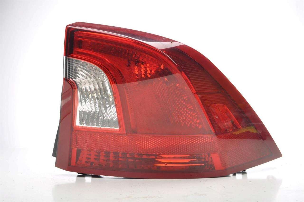 VOLVO SAĞ STOP DIŞ S60(2011-2018), 30796268