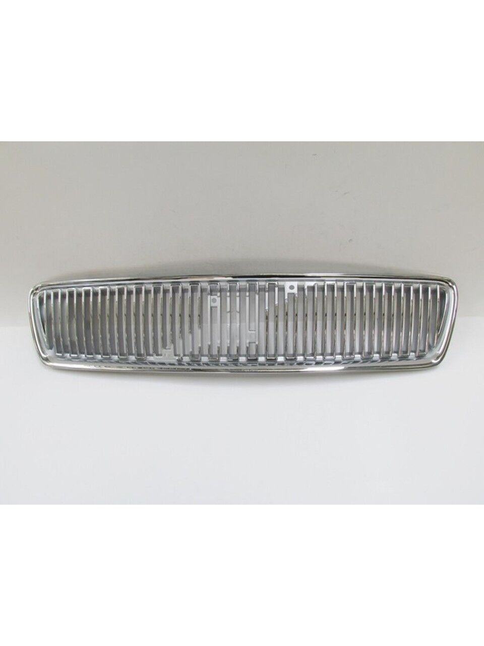 Volvo S40 Ön Panjur 1996-2004 Logosuz Nikelajlı 30803301