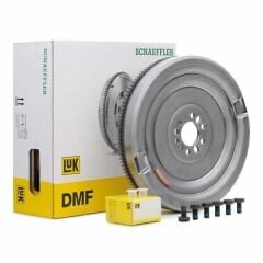 Volkswagen Jetta 2011-2014 1 6TDI Otomatik DSG 7 İleri Volant